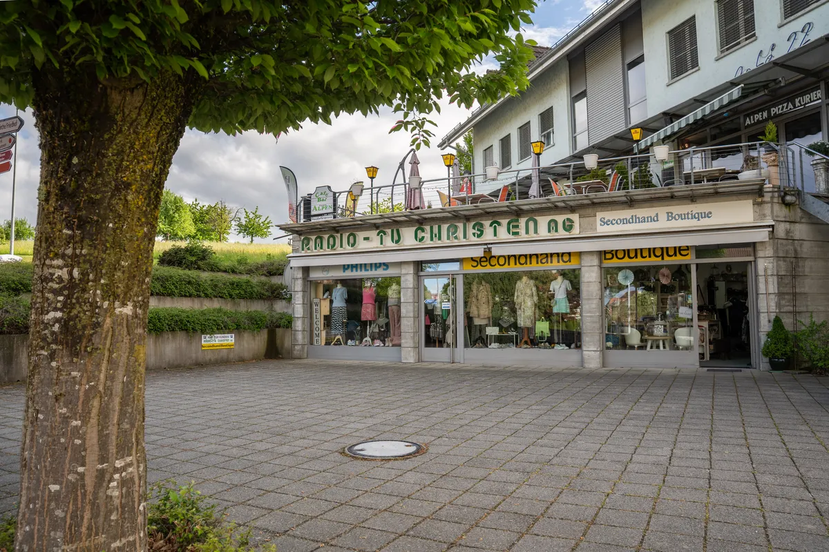 Bijou Secondhand Boutique – Aussenansicht